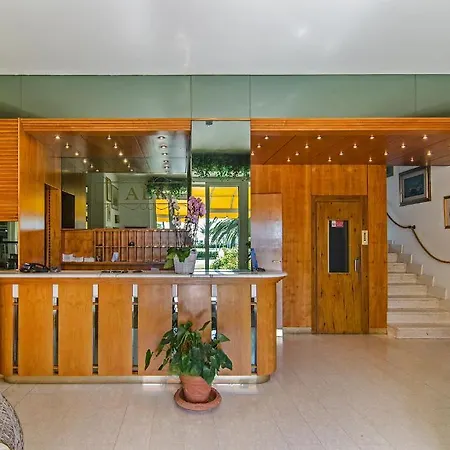 Alk 酒店 马里纳-迪-皮特拉桑塔