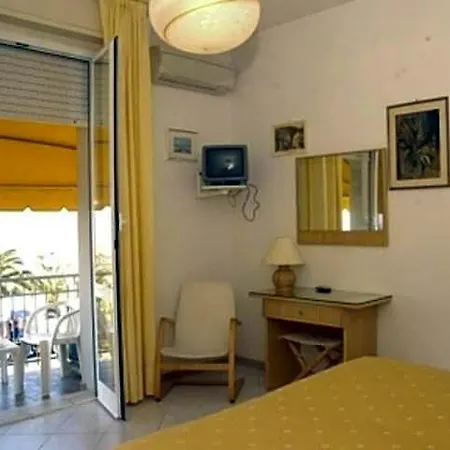 Hotel Alk 3*